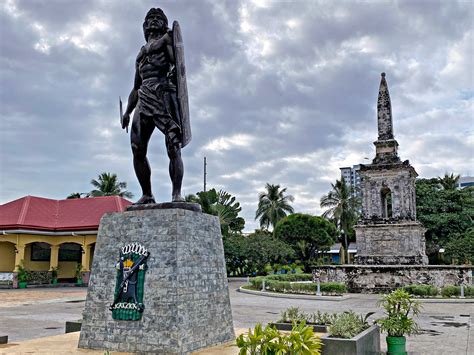 Mactan Shrine (Lapu Lapu Shrine; Magellan Shrine), Mactan Island, Cebu.